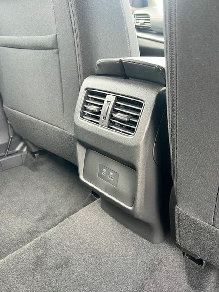 2025 Nissan X-TRAIL ST