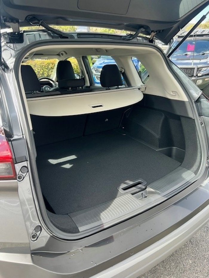 2025 Nissan X-TRAIL ST