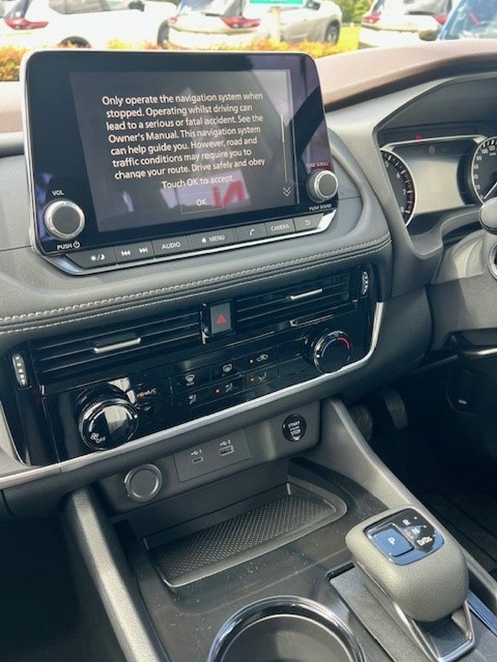 2025 Nissan X-TRAIL ST