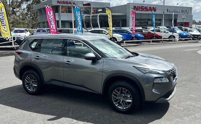 2025 Nissan X-TRAIL ST