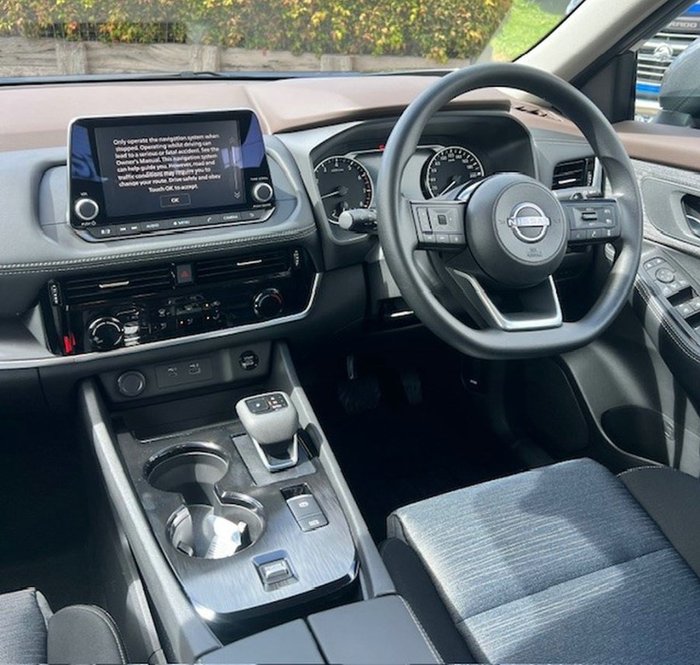 2025 Nissan X-TRAIL ST