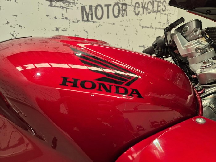 2006 Honda VFR800Fi VFR Red