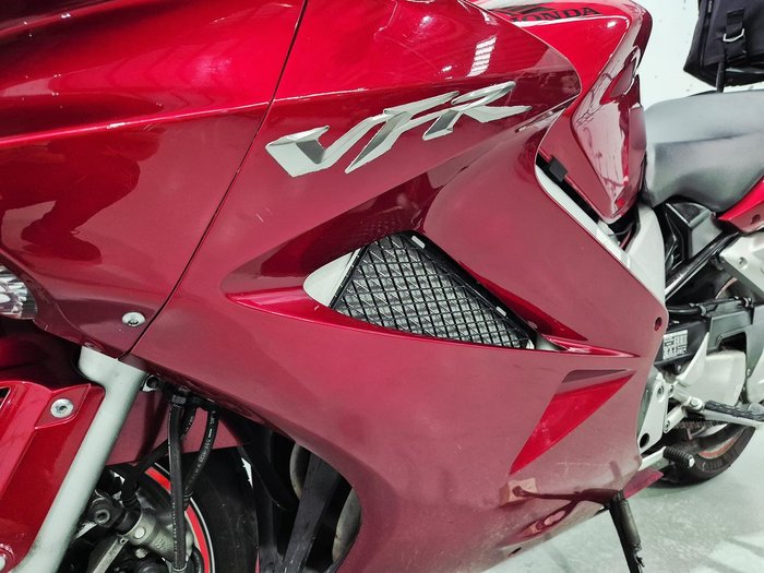 2006 Honda VFR800Fi VFR Red