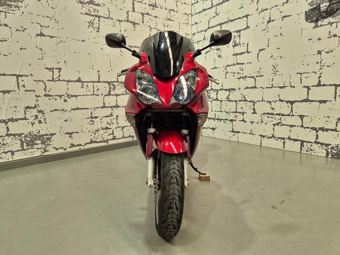 2006 Honda VFR800Fi VFR Red