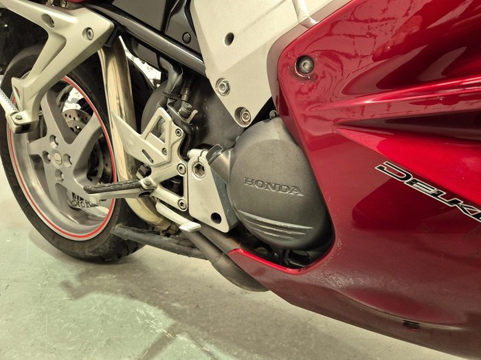 2006 Honda VFR800Fi VFR Red
