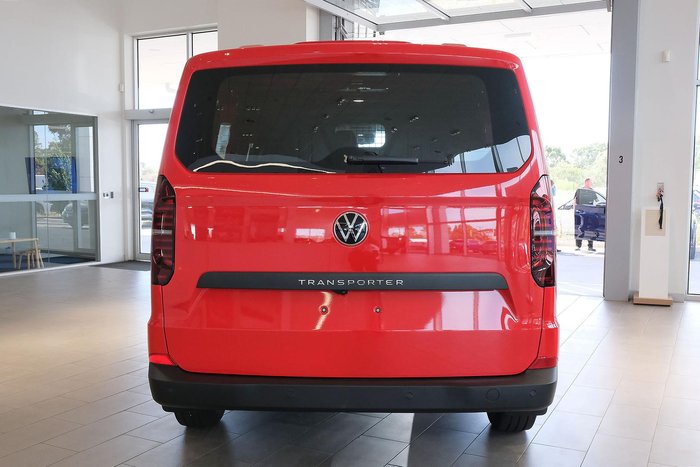2025 Volkswagen Transporter TDI390