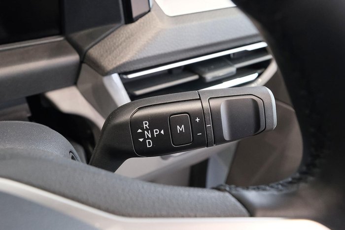 2025 Volkswagen Transporter TDI390