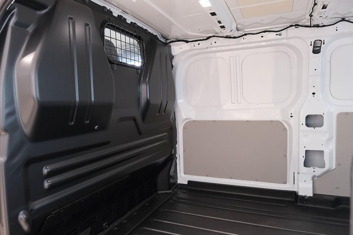 2025 Volkswagen Transporter TDI390