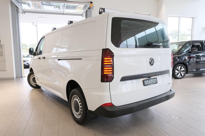2025 Volkswagen Transporter TDI390