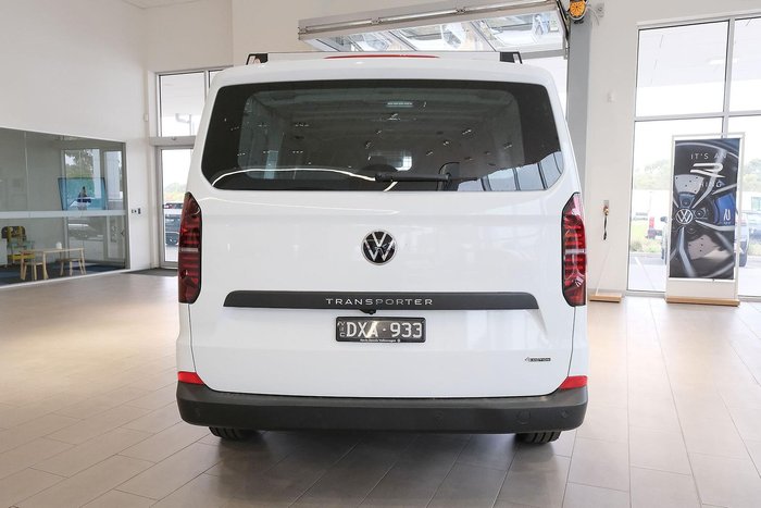 2025 Volkswagen Transporter TDI390