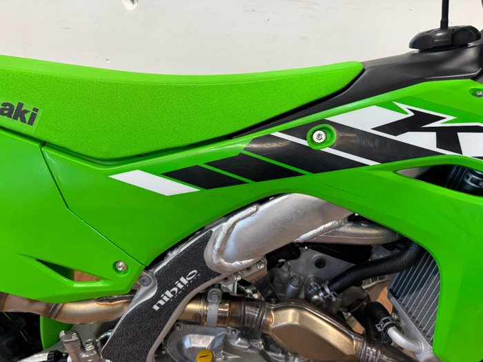 2025 Kawasaki KX250X GREEN