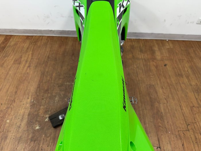 2025 Kawasaki KX250X GREEN