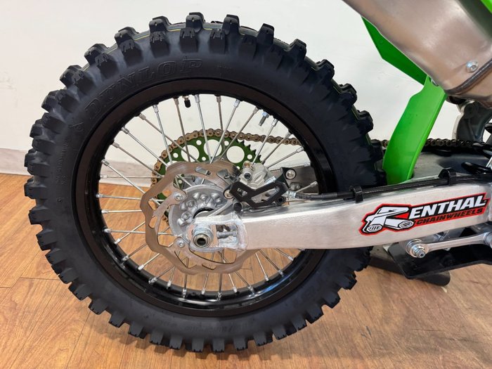 2025 Kawasaki KX250X GREEN