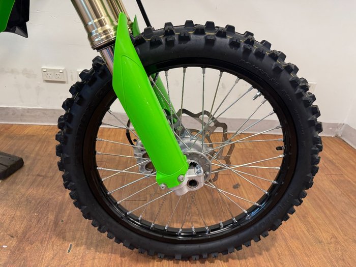 2025 Kawasaki KX250X GREEN