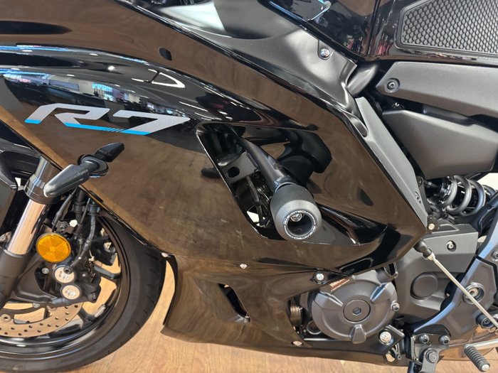2023 Yamaha YZF-R7LA Black