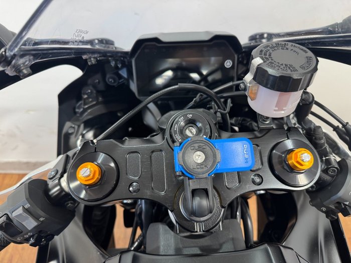 2023 Yamaha YZF-R7LA Black