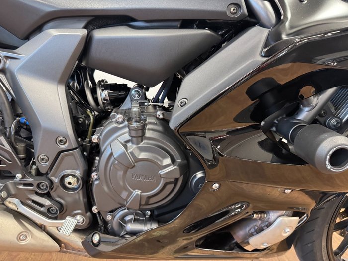 2023 Yamaha YZF-R7LA Black