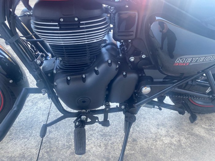 2022 Royal Enfield METEOR 350 FIREBALL Red
