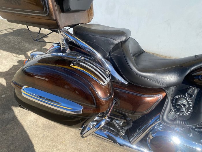 2011 Kawasaki VULCAN 1700 NOMAD ORange brown