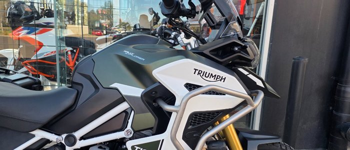 2022 Triumph TIGER 1200 RALLY EXPLORER GREEN