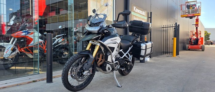 2022 Triumph TIGER 1200 RALLY EXPLORER GREEN