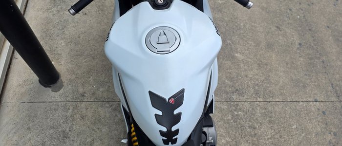 2021 DUCATI PANIGALE V2 WHITE