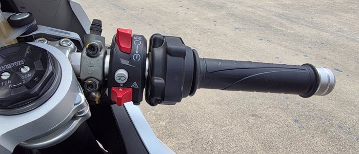 2021 DUCATI PANIGALE V2 WHITE