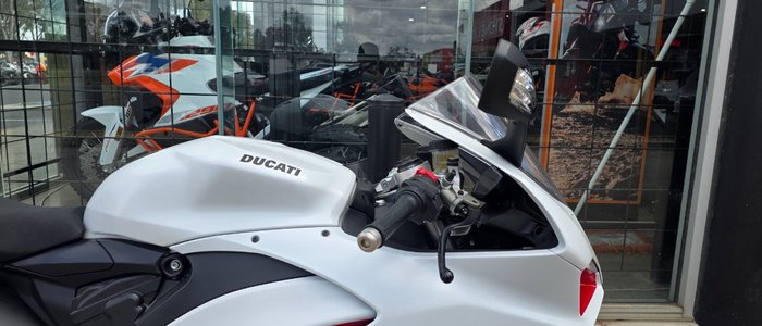 2021 DUCATI PANIGALE V2 WHITE