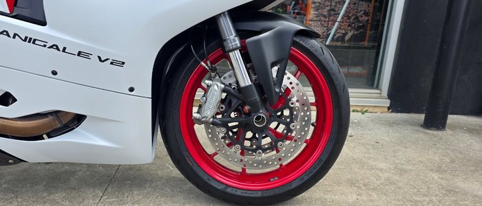 2021 DUCATI PANIGALE V2 WHITE