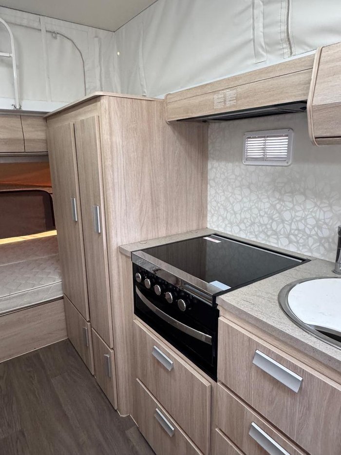 2017 Jayco Expanda 16.49-3 Toilet/Shower Combo