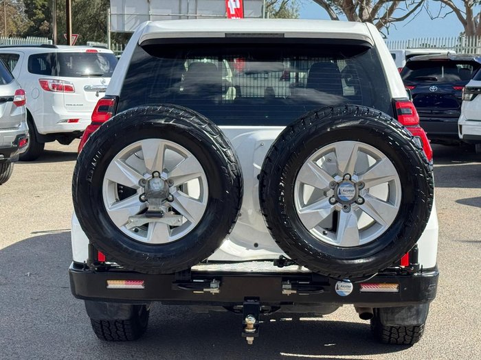 2022 Toyota Landcruiser Prado GX