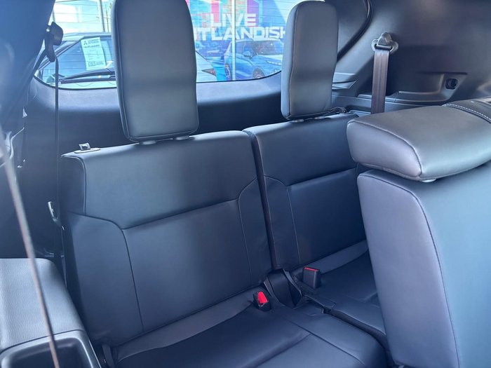 2025 Mitsubishi Outlander Aspire