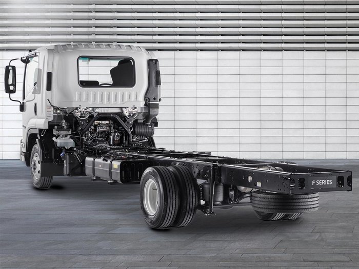 2025 Isuzu F Series FRD 110-240 AM R44