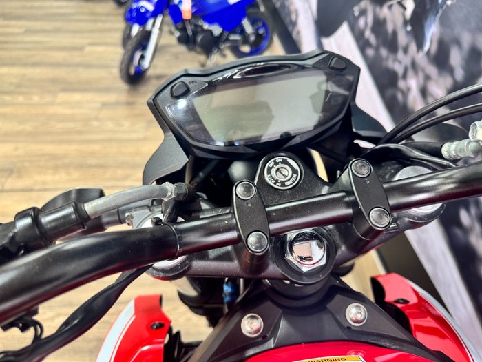 2016 Suzuki SV650UA (LAMS, ABS) RED