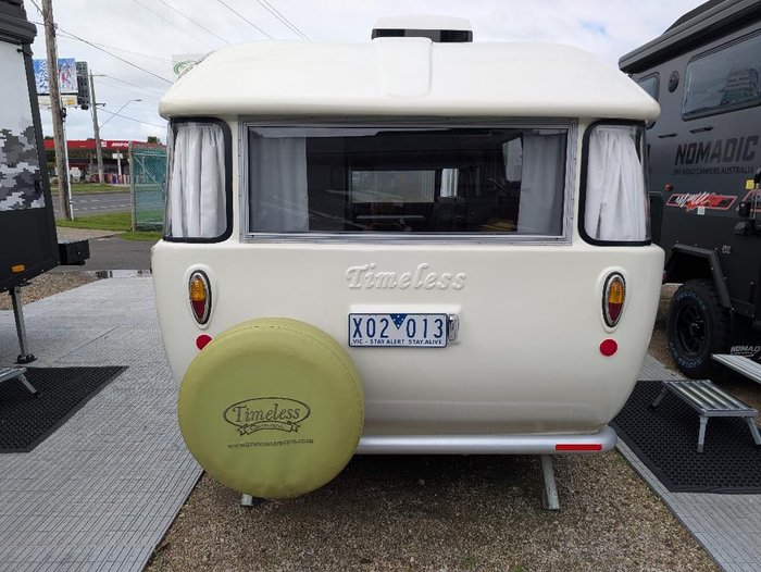 2015 Custom Built TIMELESS Caravans Wanaka