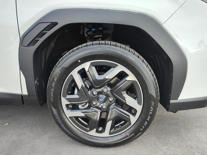 2025 Subaru Forester Hybrid S6 MY26 AWD Crystal White