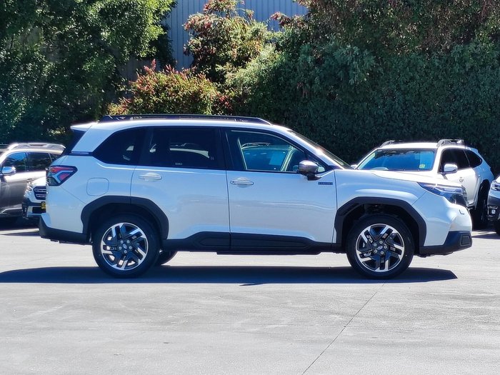 2025 Subaru Forester Hybrid S6 MY26 AWD Crystal White