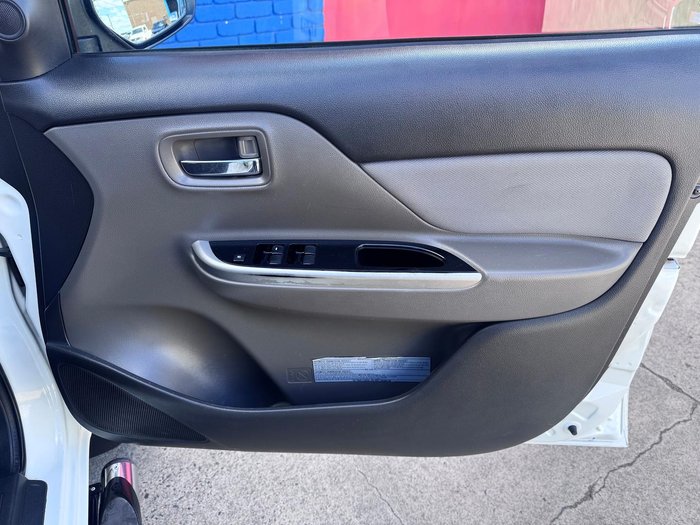 2016 Mitsubishi Triton GLS MQ MY16 4X4 Dual Range White