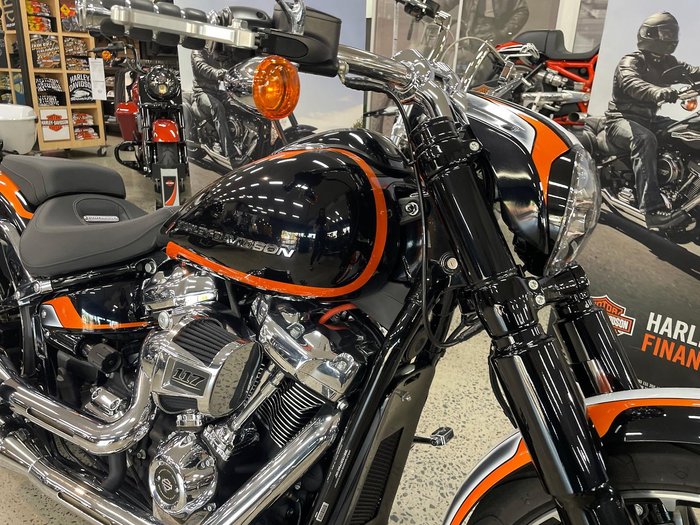 2023 Harley-Davidson Breakout 117 (FXBR) Softail Black