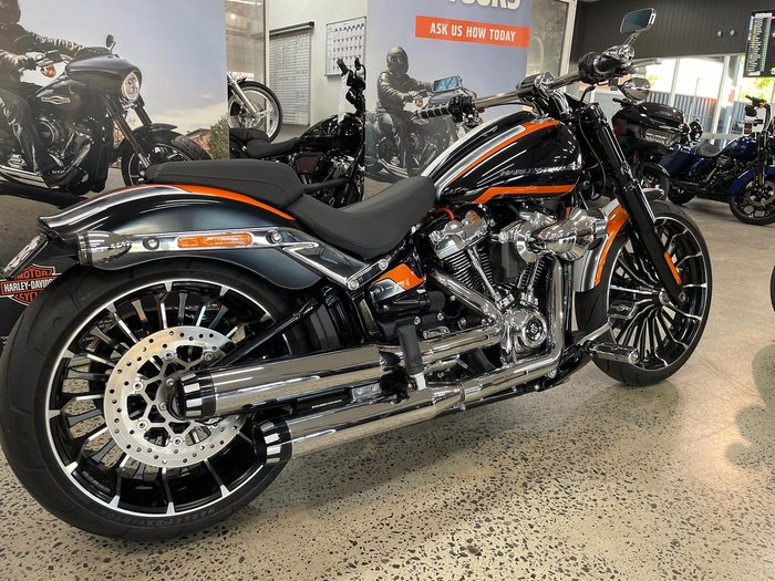 2023 Harley-Davidson Breakout 117 (FXBR) Softail Black