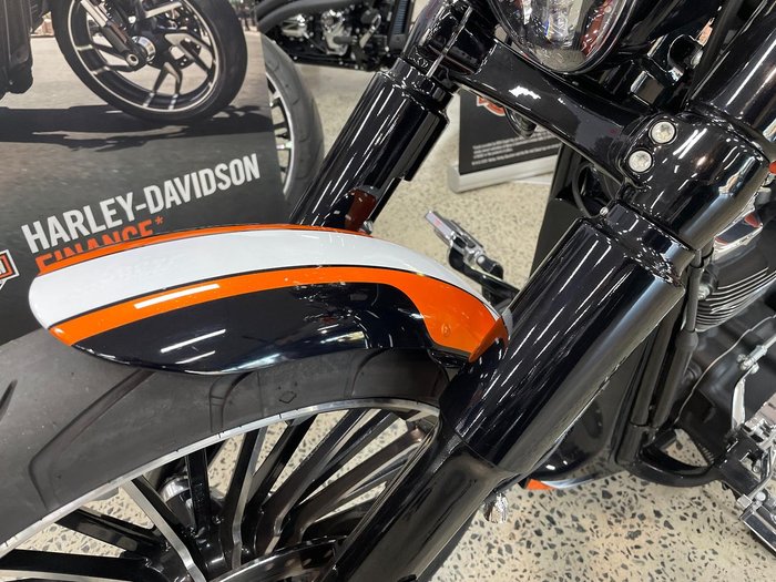 2023 Harley-Davidson Breakout 117 (FXBR) Softail Black