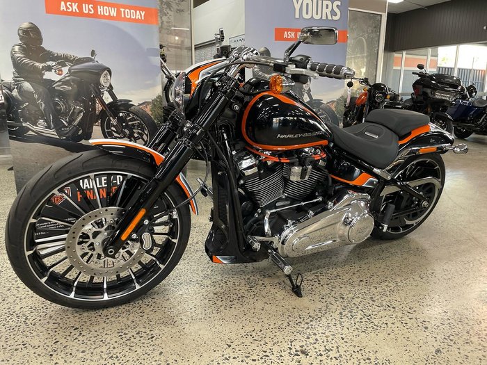 2023 Harley-Davidson Breakout 117 (FXBR) Softail Black