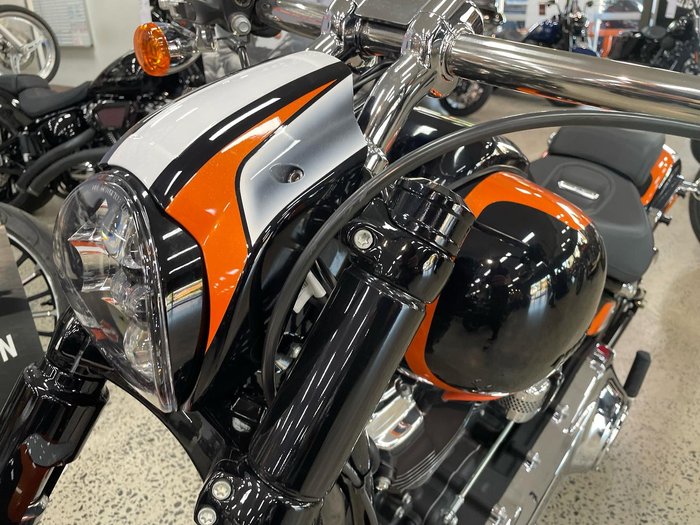 2023 Harley-Davidson Breakout 117 (FXBR) Softail Black
