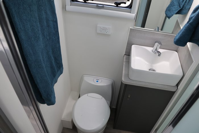 2025 Prime Edge Weekender Bunk Tourer