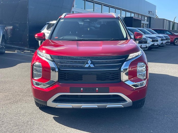 2022 Mitsubishi Outlander LS