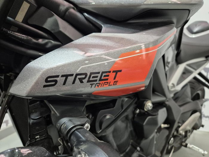 2023 Triumph Street Triple RS Street Triple Silver