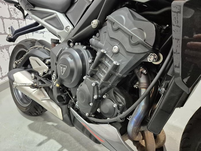 2023 Triumph Street Triple RS Street Triple Silver