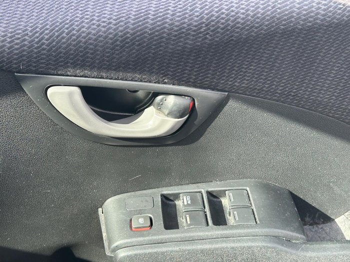 2013 Honda Jazz Vibe-S