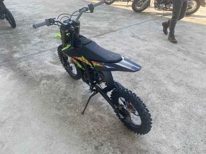 2025 Sur-ron 2025 SUR-RON ELECTRIC HYPER BEE PINE GREEN