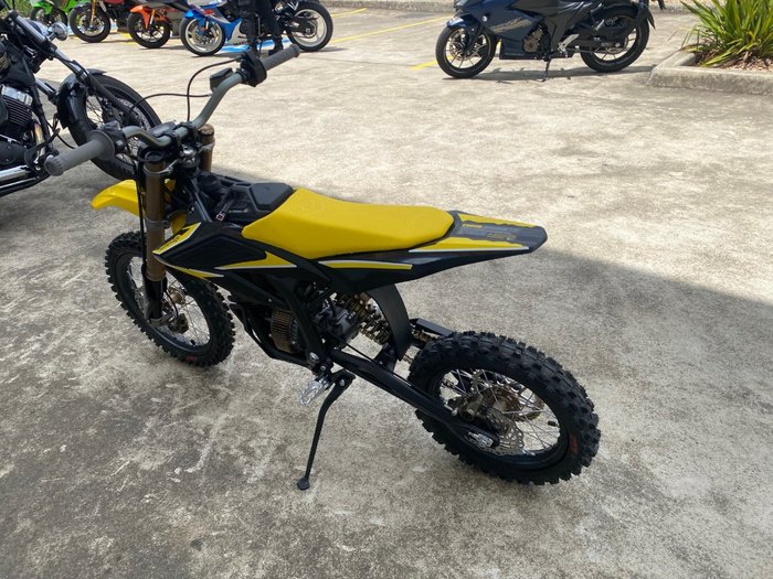 2025 Sur-ron 2025 SUR-RON ELECTRIC HYPER BEE Yellow